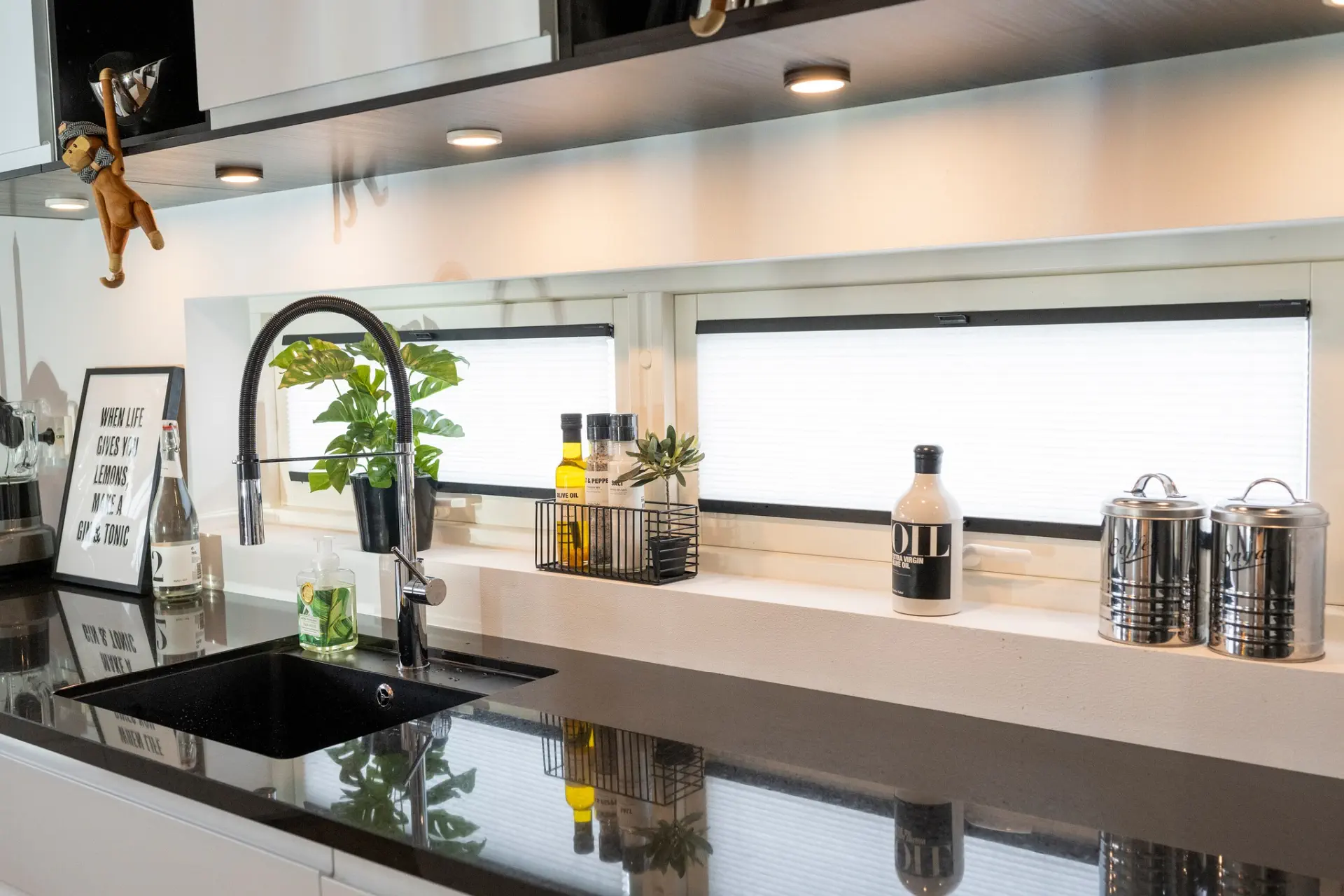 sandnes-markise_plissegardiner_329820469_1251706848748637_4655694838073649735_n sandnes-markise_plissegardiner_329820469_1251706848748637_4655694838073649735_n