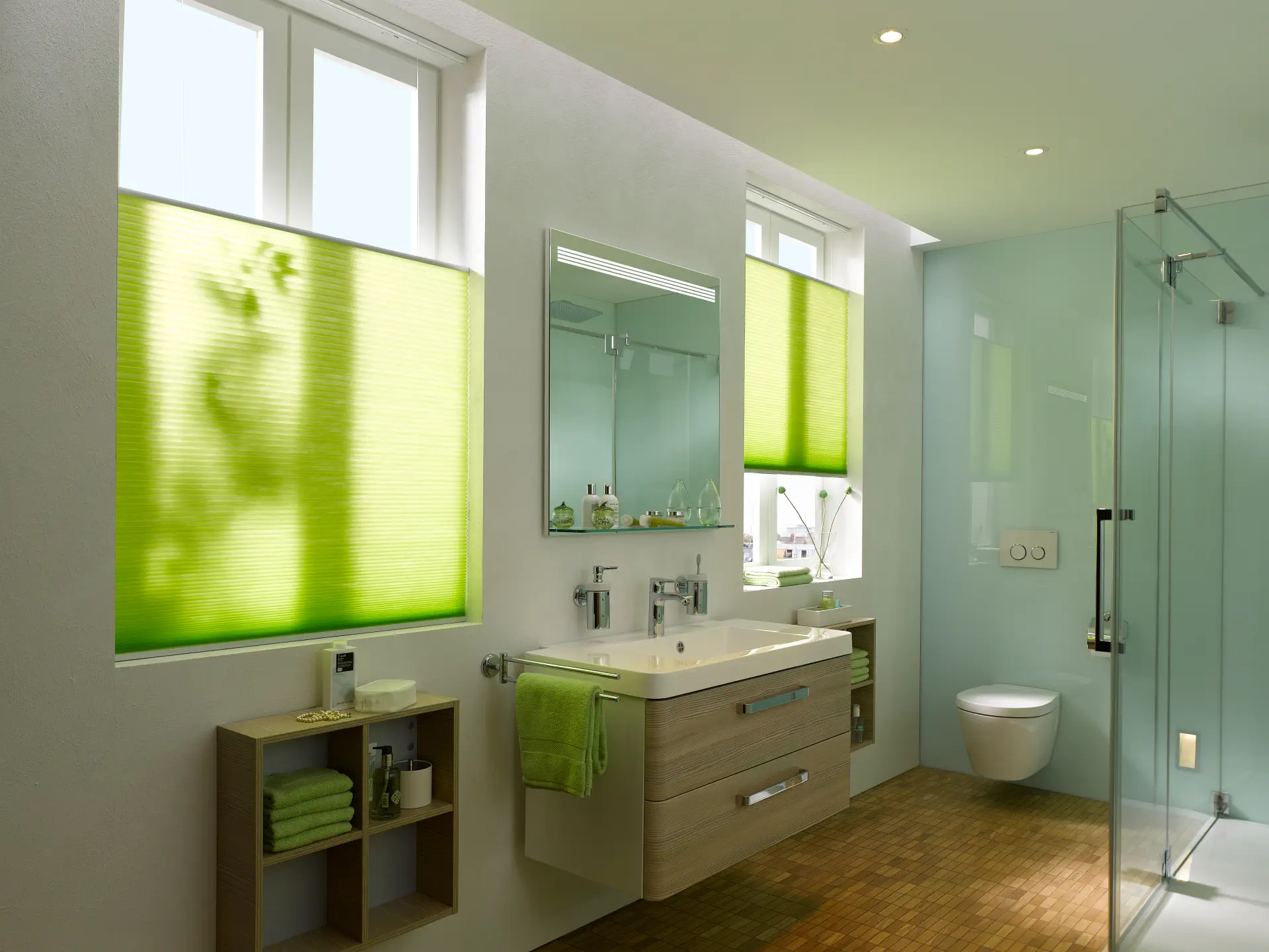 sandnes-markise_plissegardiner_duette-shades-full-room-photo-green-in-bathroom sandnes-markise_plissegardiner_duette-shades-full-room-photo-green-in-bathroom