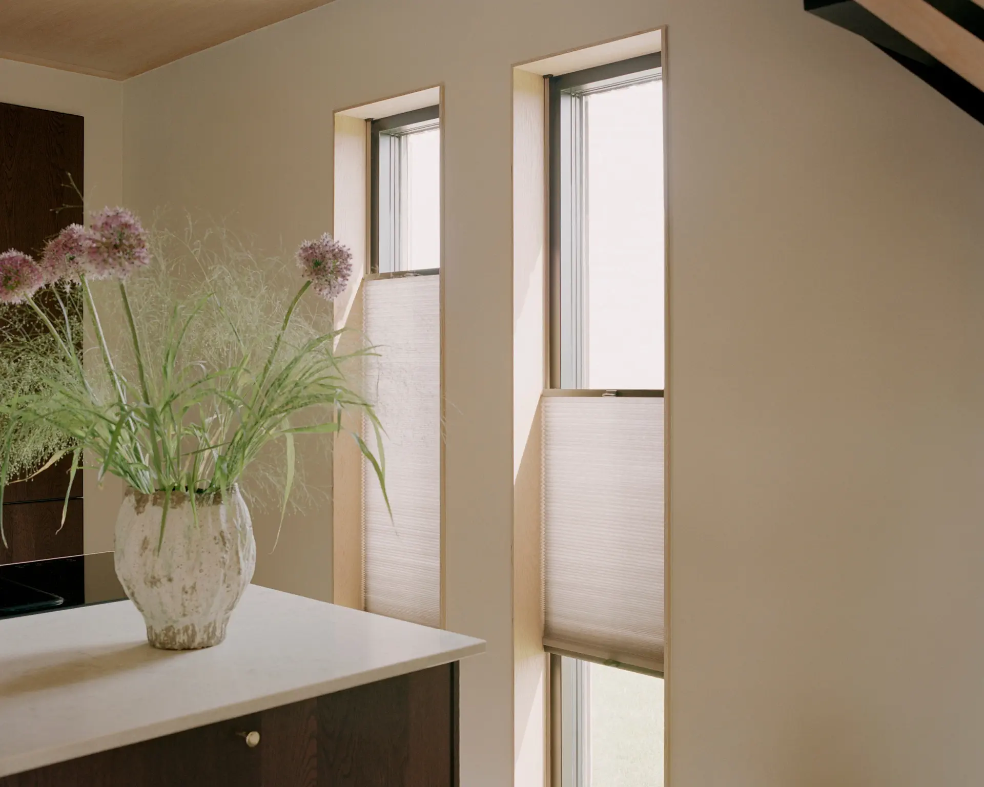 sandnes-markise_plissegardiner_fischer_norway_photoshoot_lifestyle_024 sandnes-markise_plissegardiner_fischer_norway_photoshoot_lifestyle_024